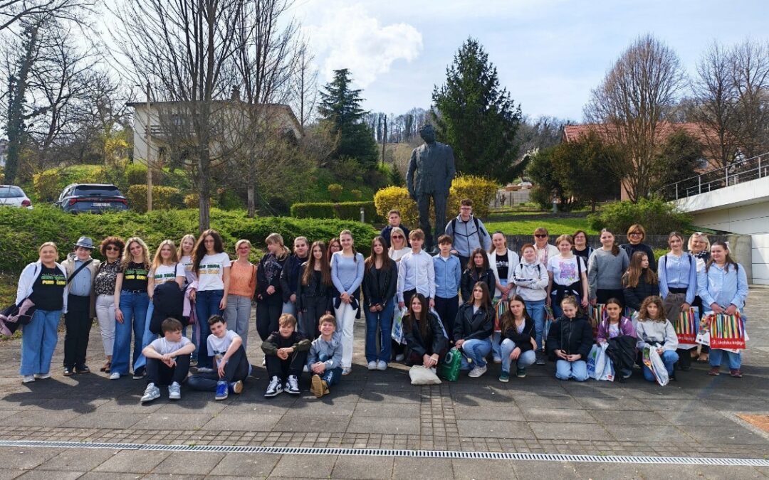 Na „nerazumnima“ svijet ostaje